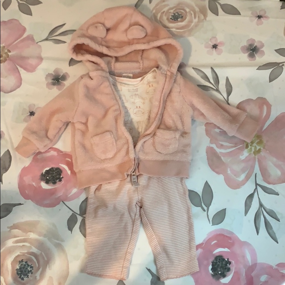 Carter’s Matching 3 Piece outfit 3 months
